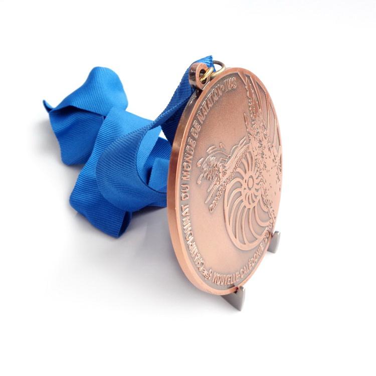 Boules de médaillon personnalisées Médaille de filature de couleur antique Religieux Qatar Fête nationale Gravure de médaille de sport arabe