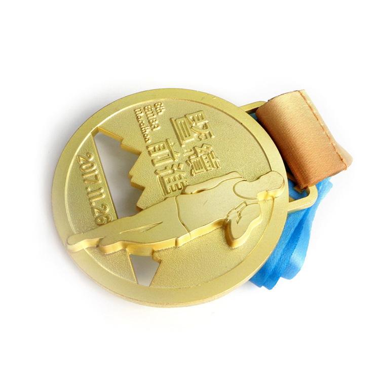 Boucle d'oreille fleur en métal personnalisée meilleur ami clé médaille cadre étoile hexagonale pour Arts martiaux grande taille plaque médaille suisse