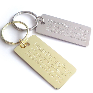 Porte-clés de plaque signalétique en métal Porte-clés de nom personnalisé en acier inoxydable