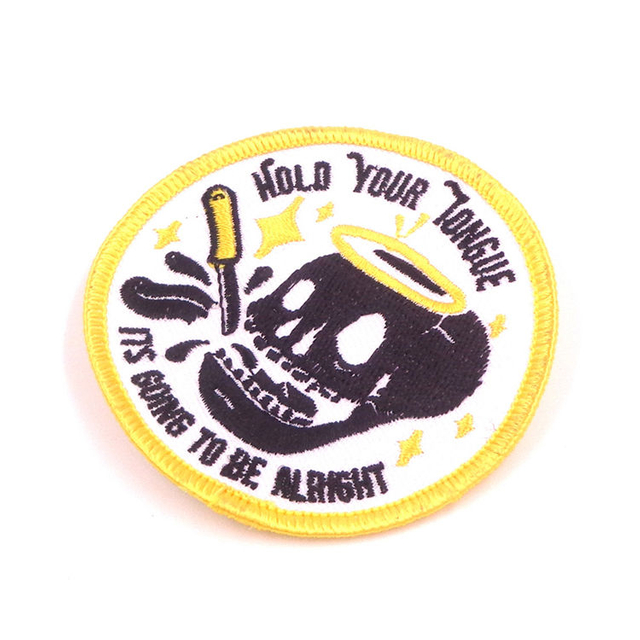 Commerce de gros de badges brodés de mode bon marché personnalisés Broderie personnalisée