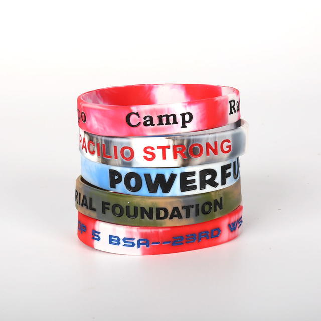 2023 Bracelet en silicone personnalisé en caoutchouc de silicone poignet élastique bracelet en silicone gravé