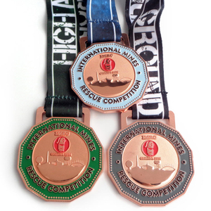 Custom Us Miraculous Medal Holder Sports Médailles de karaté/football/football/marathon avec lanière