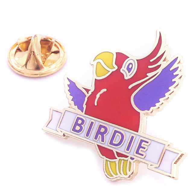 Épingles de revers dures en alliage de zinc en métal de fabrication OEM